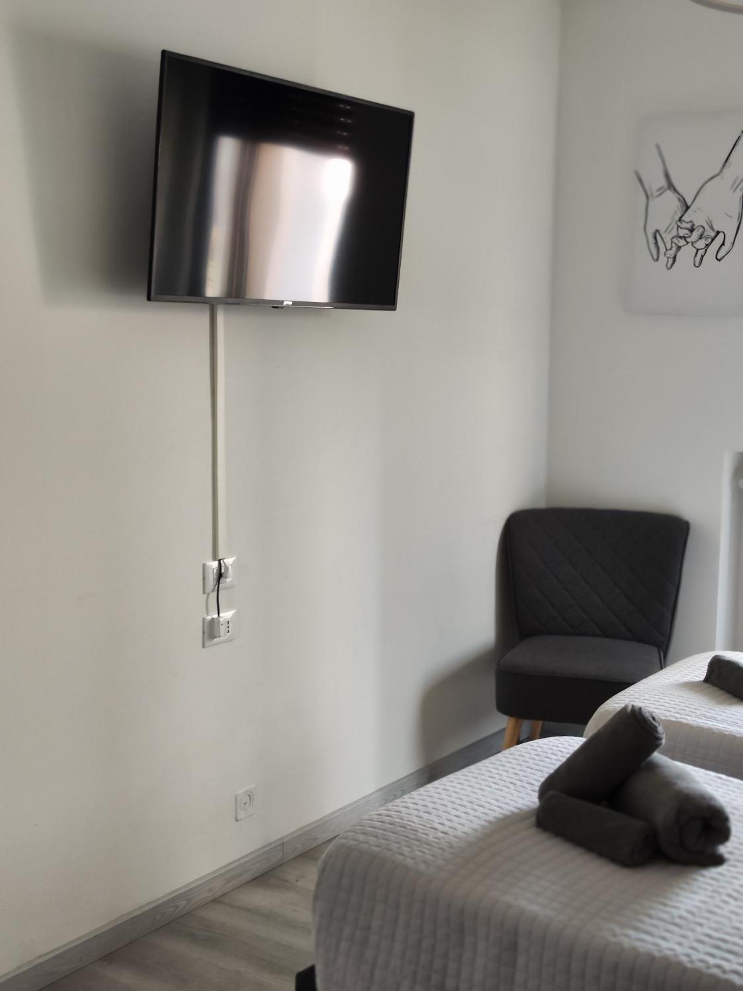 Sempione Apartment ไลนาเต ภายนอก รูปภาพ